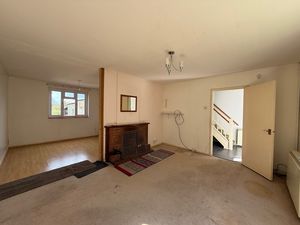 Photo 6- click for photo gallery